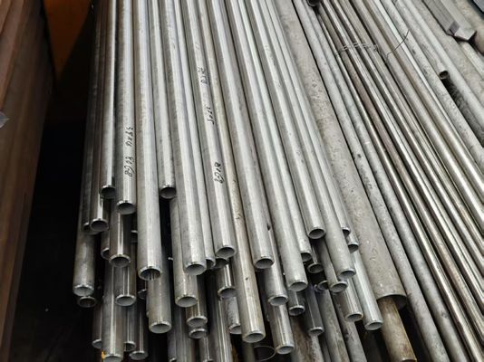 ASTM A192 لوله های کتلی بدون درز با فشار بالا رنگ سیاه برای استفاده صنعتی