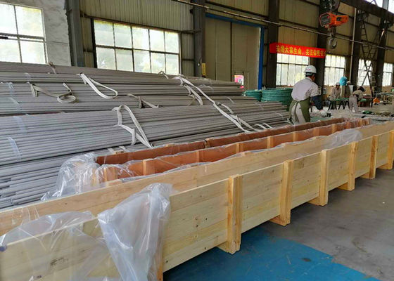 لوله ضد زنگ بدون درز Astm A213 / لوله استنلس استیل بدون درز 38.1 میلی متر - 101.6 میلی متر