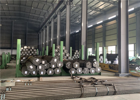 ASTM A179 T92 لوله فولادی کم کربن روشن آنیل سطح درمان شده است