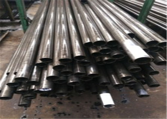 پوشش روی روی لوله فولادی کربن بدون درز ASTM A335 فولاد خفیف