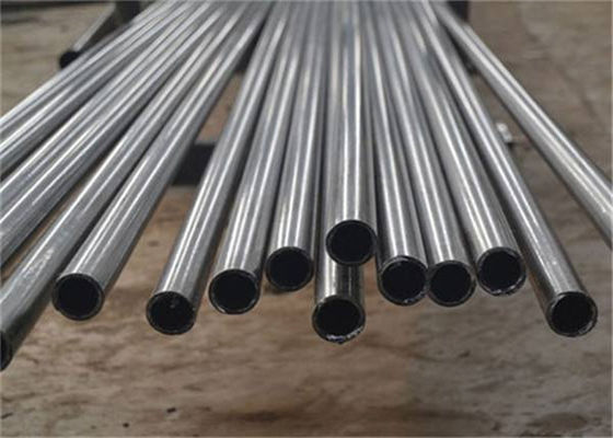 لوله بدون درز فولادی آلیاژی رنگ سیاه ضد خوردگی ASTM A335