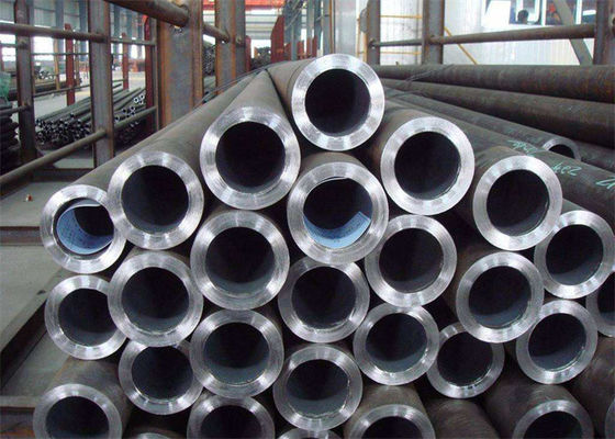 لوله بدون درز فولادی آلیاژی رنگ سیاه ضد خوردگی ASTM A335